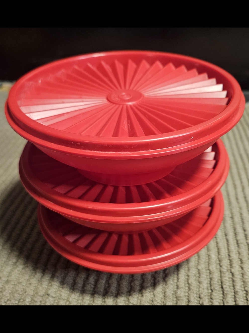 Tupperware Red Stackable Round Lids (Set of 3)